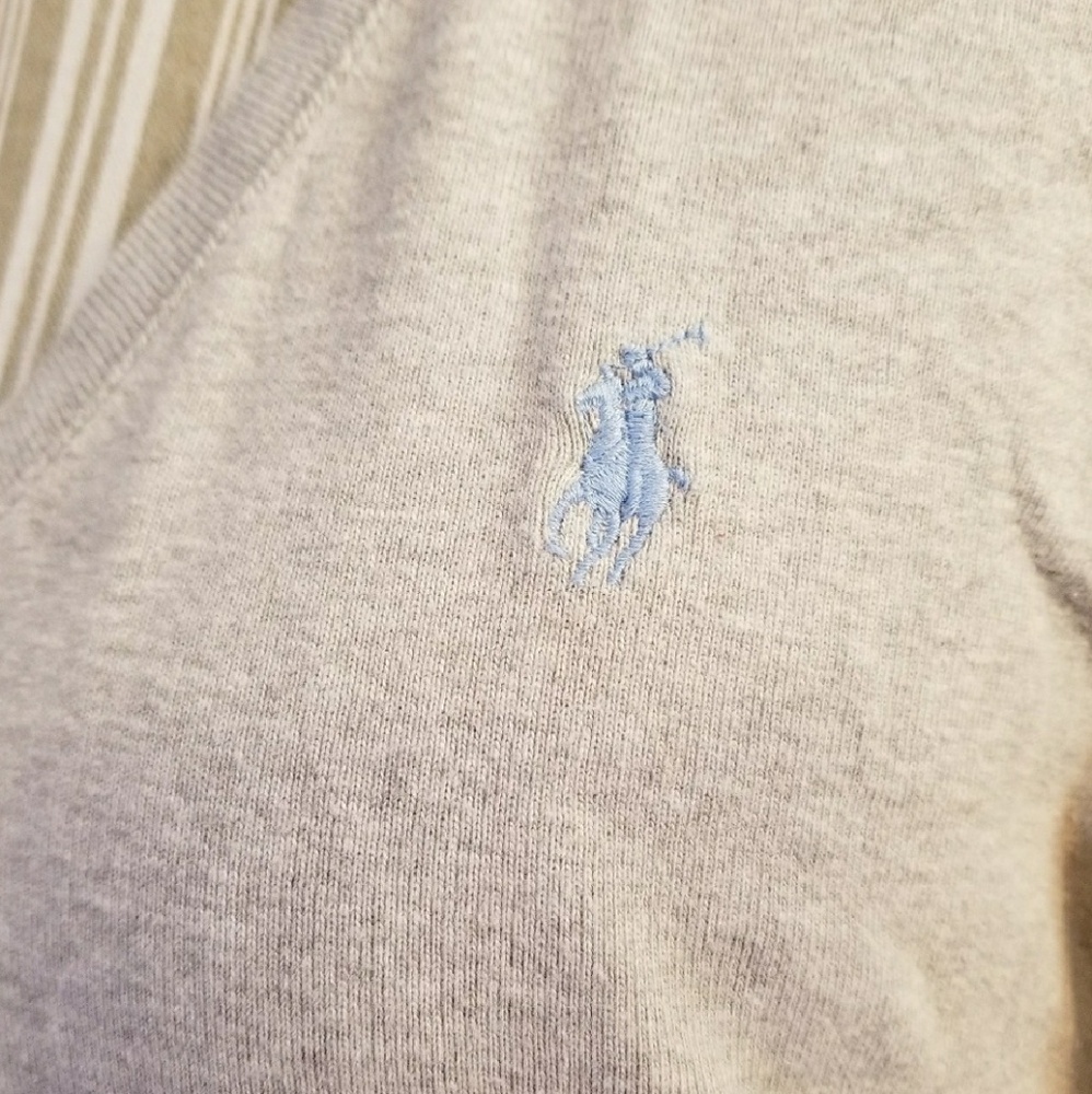 🌻🌺🌻RALPH LAUREN V NECK LOGO TEE!! - Picture 4 of 6
